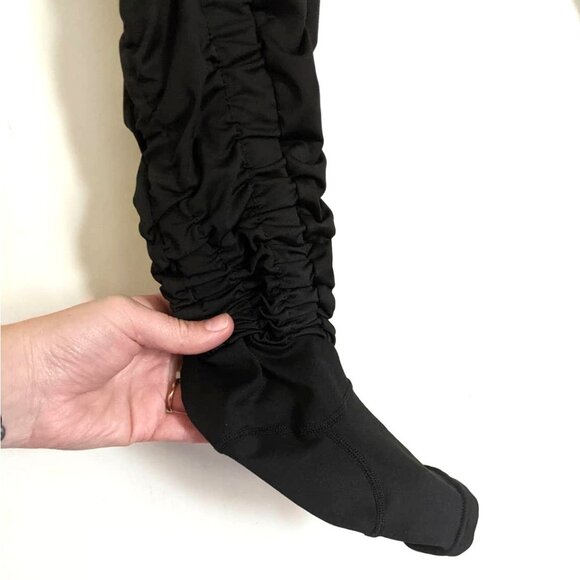 Agogie 20+ Resistance Pants With Built-in Resistance Bands in Black, Size Medium - Picture 9 of 10